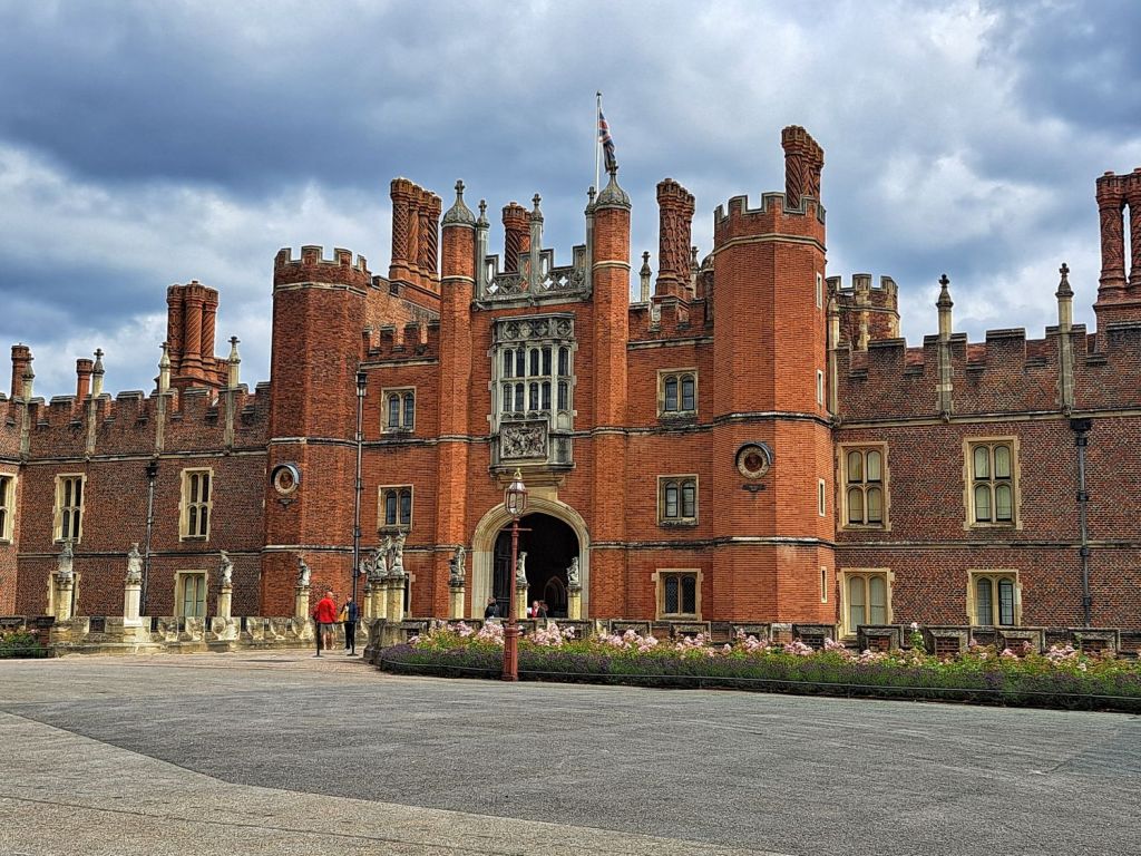 Hampton Court Palace and&nbsp;Gardens