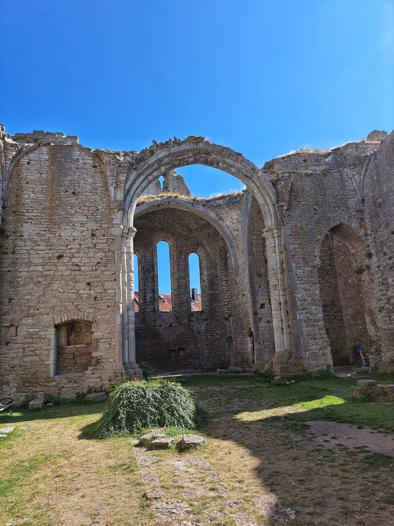 Old, medieval church ruins in the center of Visby! St. Clemen's old church ruin. (Gotland) Blogger.