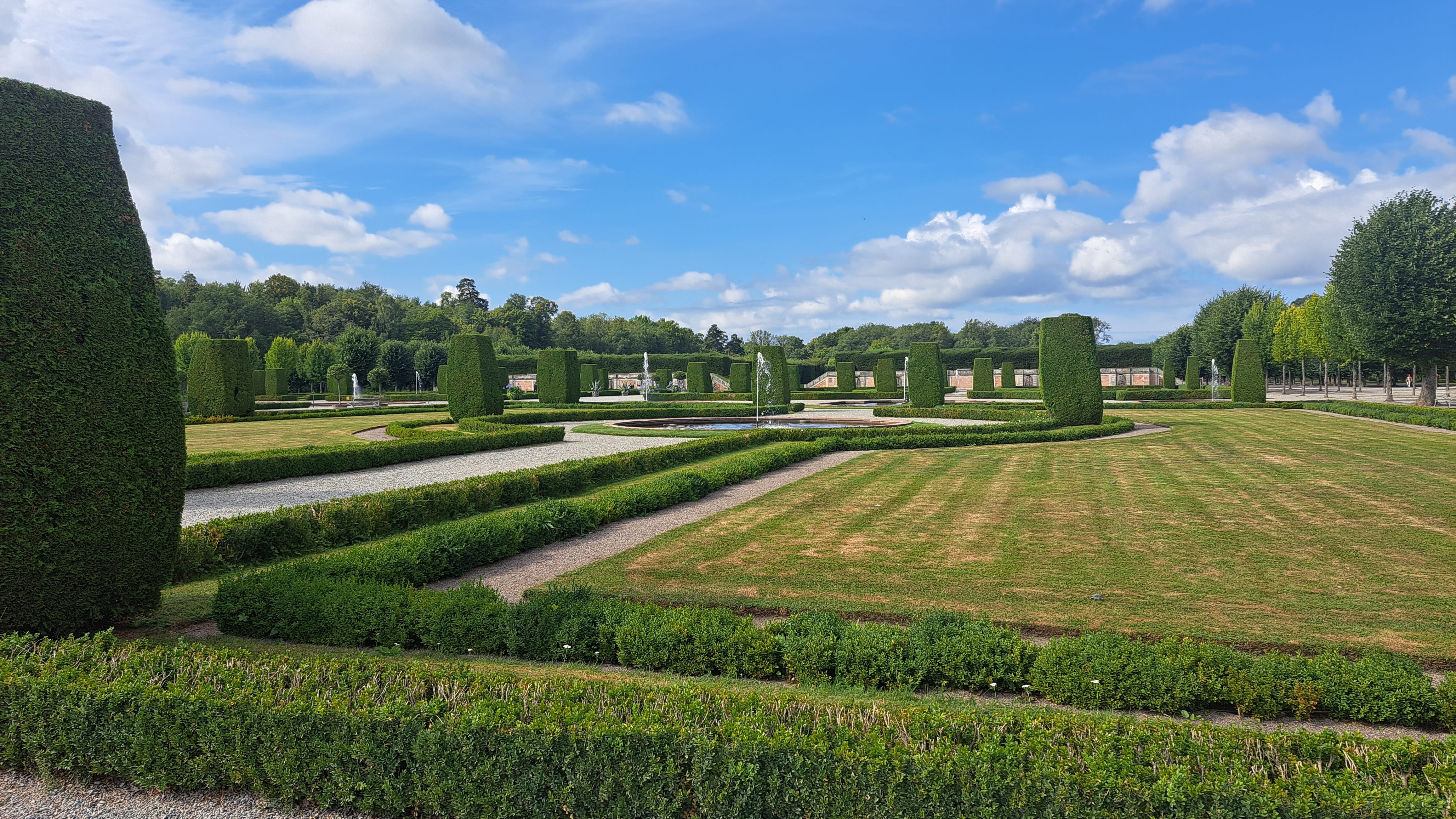 Sofia Lena Perissinotto, blogger.
The magnificent Baroque garden at Drottningholm Palace (near Stockholm)!