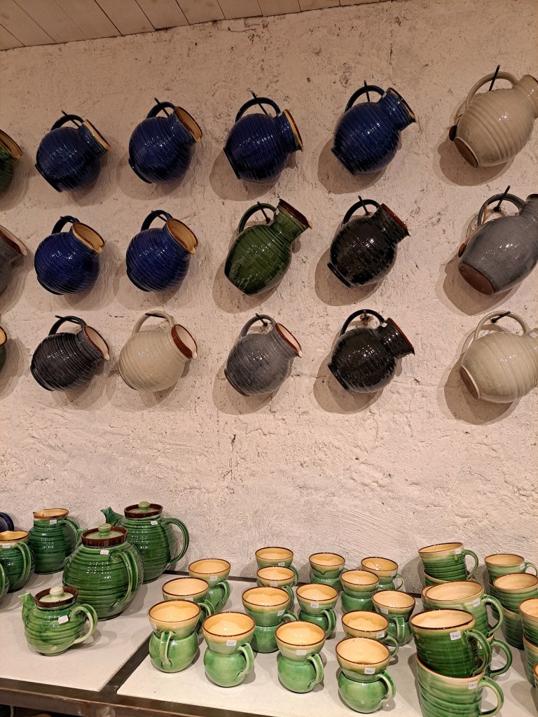 Sofia Lena Perissinotto, blogger. Here I write about Etelhem's pottery located in the village of Etelhem (Gotland)