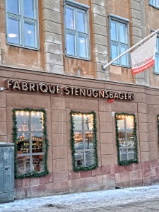 Sofia Lena Perissinotto, blogger.
Here I write about Fabrique Stenugnsbageri located in different locations in Stockholm. The interior is beautiful, rustic, vintage. Fabrique is famous for its delicious homemade surdough bread and home-baked pastries!