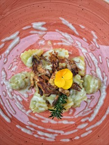 I am Sofia Lena Perissinotto, I am a blogger, content creator. In this article I write about the charming village of Varenna, on the Como Lake, Italy. I also write about my culinary experience in Varenna, my favourite food places :) Some of the places I've been to and which I love are Osteria Quatro Pass, Albergo Milano. This photo is taken at Osteria Quatro Pass.