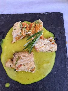 I am Sofia Lena Perissinotto, I am a blogger, content creator. In this blog post I write about the marvellous village of Celle Ligure (Liguria, Italy) and I also write about nice restaurants in this village. Here I talk about the restaurant il Bagatto. Their trofie alla genovese and swordfish rolls are a highlight of this place!