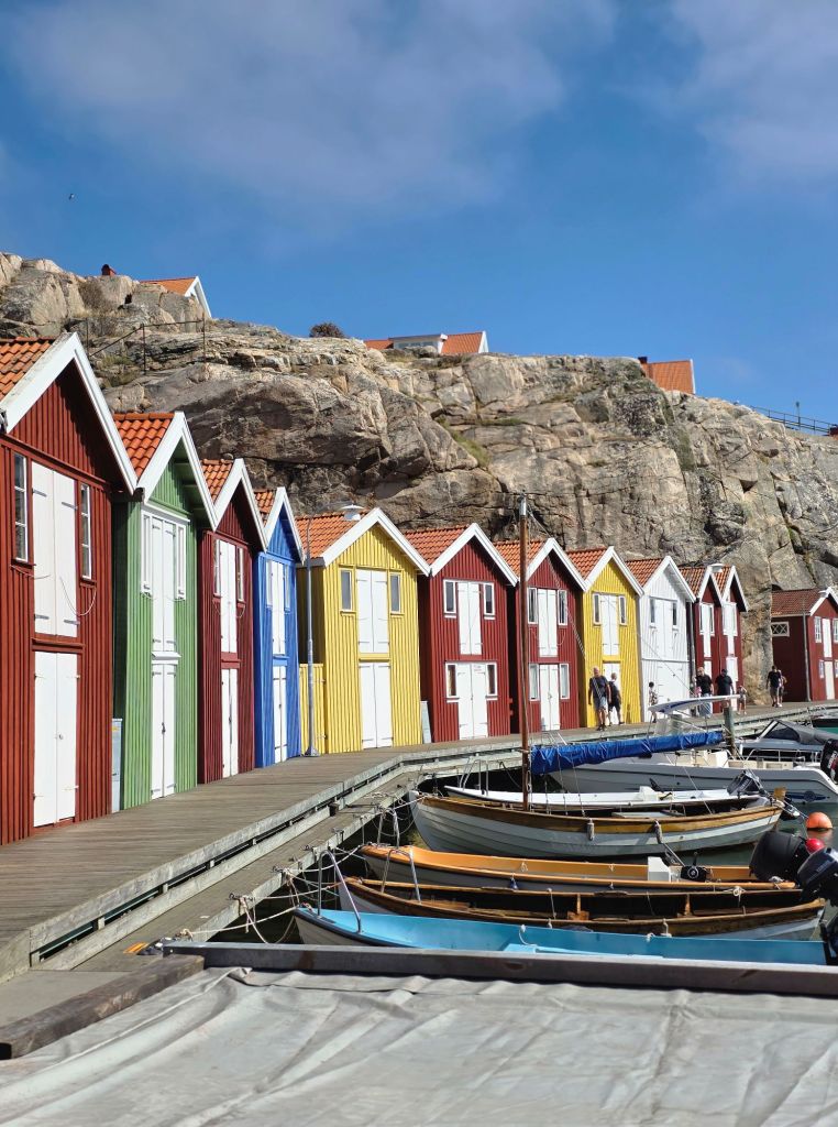 Hi, I'm Sofia Lena Perissinotto. I am a travel blogger. In this article I write about the West Coast of Sweden, in particularly about some coastal towns I've been to this summer.  This photo is taken in Smögen.