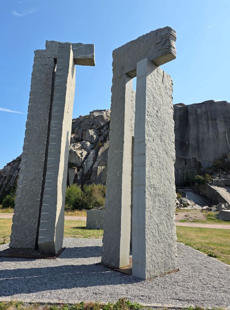 Hi, I'm Sofia Lena Perissinotto. I am a travel blogger. In this article I write about the West Coast of Sweden, in particularly about some coastal towns I've been to this summer. This photo is taken in Hunnebostrand.