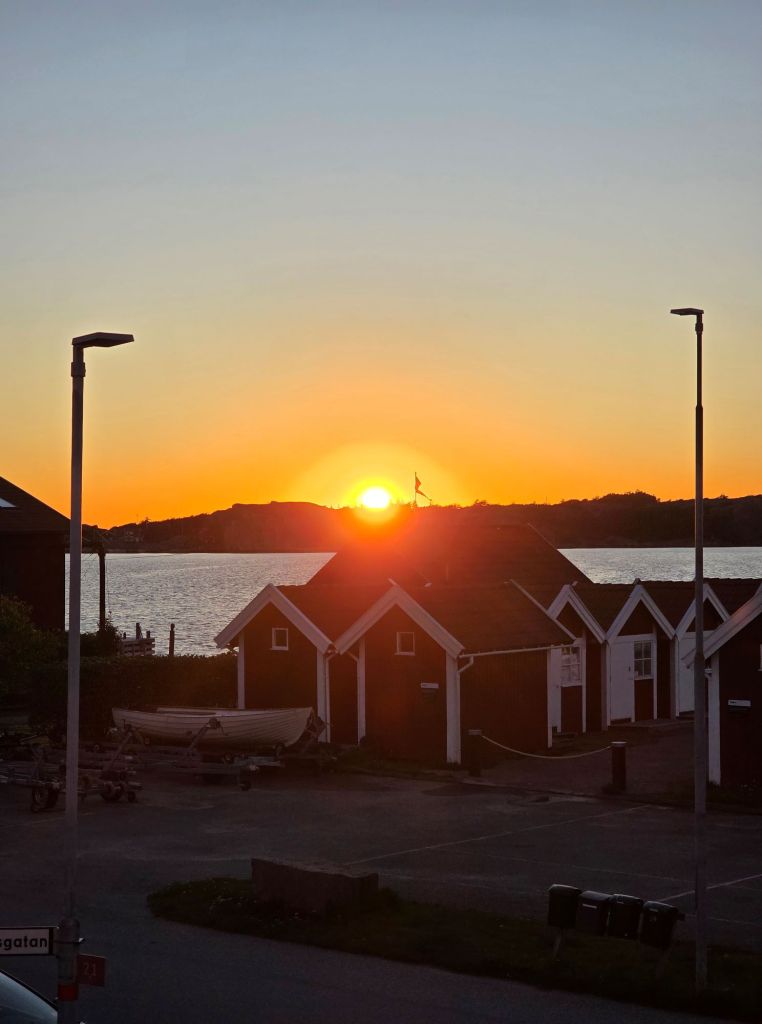 Hi, I'm Sofia Lena Perissinotto. I am a travel blogger. In this article I write about the West Coast of Sweden, in particularly about some coastal towns I've been to this summer. This photo is taken in Bovallstrand.