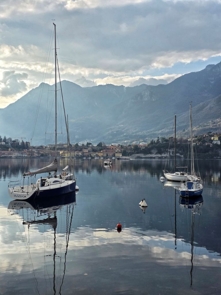 I'm Sofia Lena Perissinotto and I'm a travel blogger. In this article I write about Lecco, a beautiful city located on the shores of Lake Como!