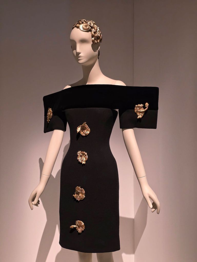 In this article, I explore Dalí e la Moda—a beautiful, new exhibition highlighting Salvador Dalí’s relationship with fashion and art at Palazzo Reale, right next to the Duomo.