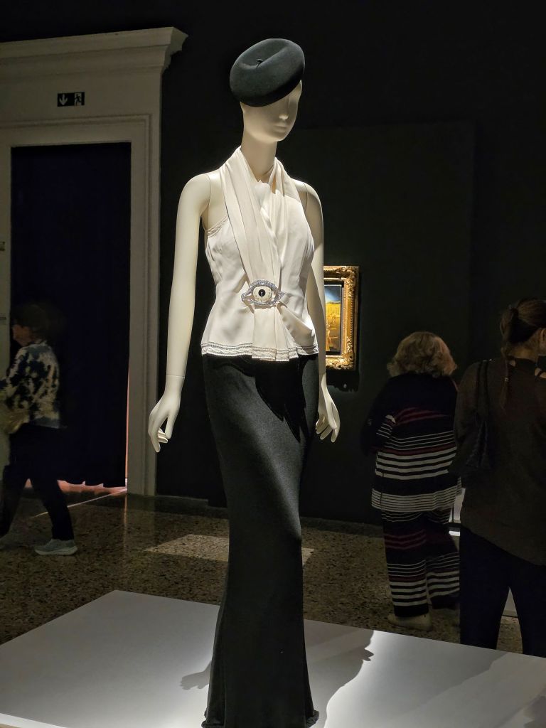 In this article, I explore Dalí e la Moda—a beautiful, new exhibition highlighting Salvador Dalí’s relationship with fashion and art at Palazzo Reale, right next to the Duomo.