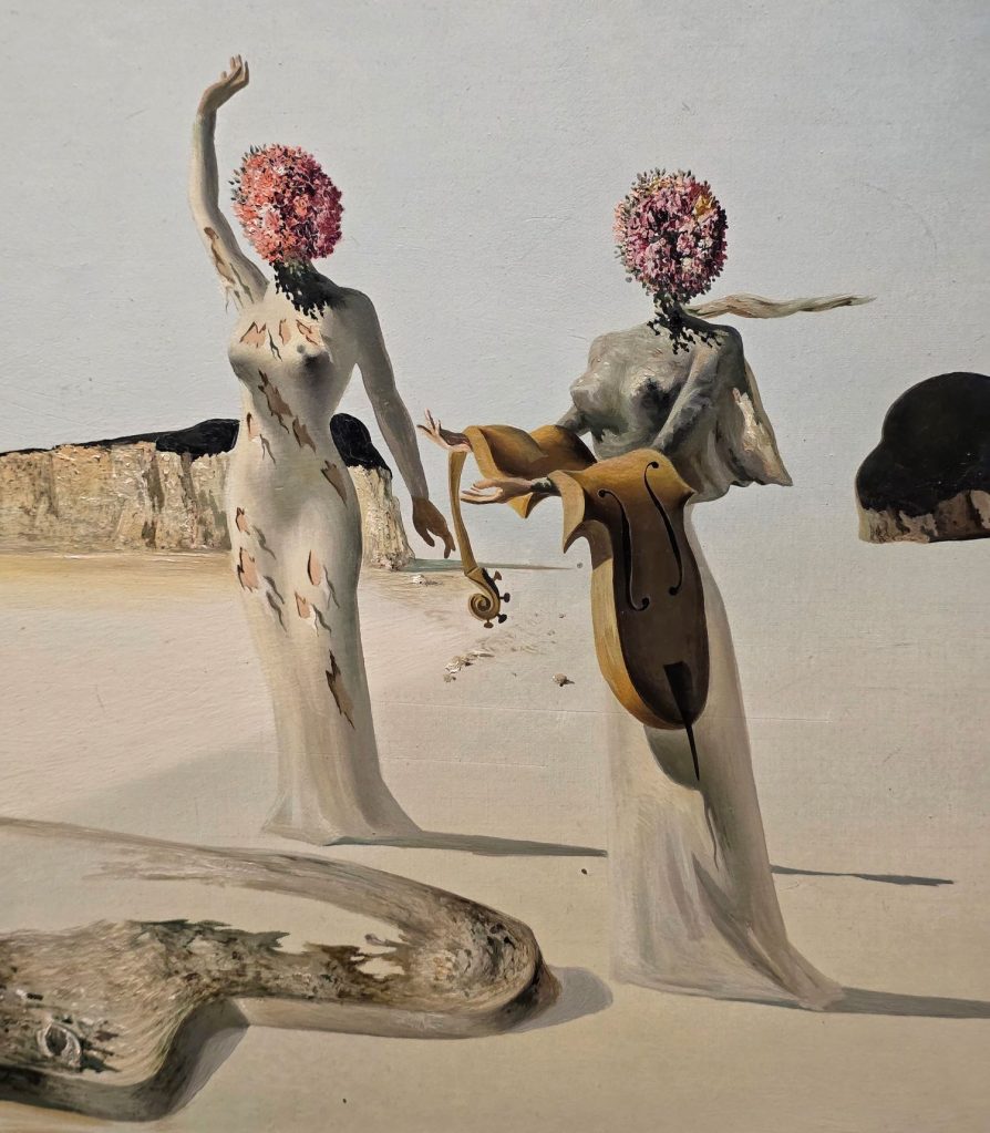 In this article, I explore Dalí e la Moda—a beautiful, new exhibition highlighting Salvador Dalí’s relationship with fashion and art at Palazzo Reale, right next to the Duomo.
